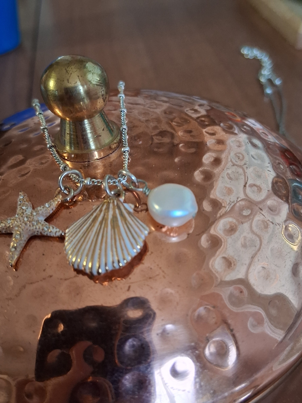 Brighton Cape Cod Retired Shell, Starfish & Pearl Necklace - Picture 4 of 5
